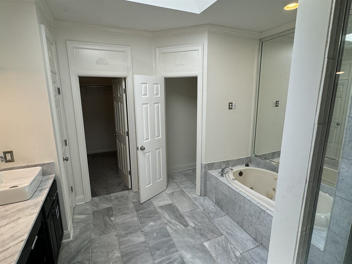 Southwind Primary Bath Before: Sterile builder portal