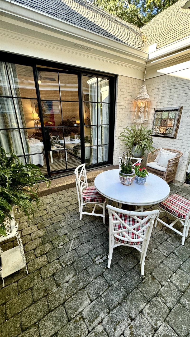 Southwind Cobblestone Courtyard & Hanging Macramé Lantern