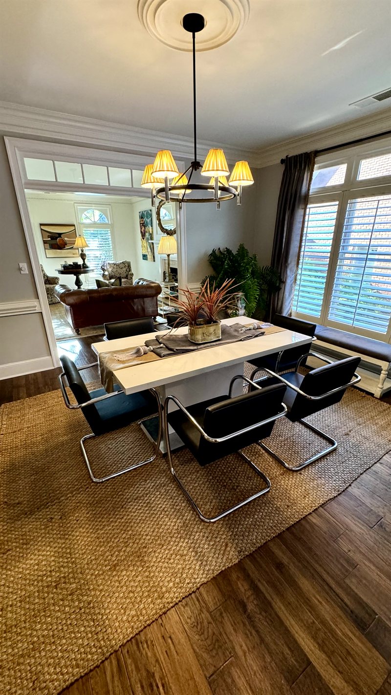 Southwind Dining Room Vista to Living Salon