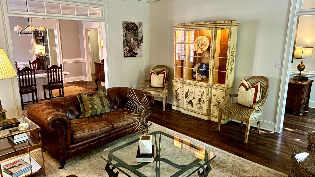 Southwind Living Room China Cabinet & Gilded Eagle